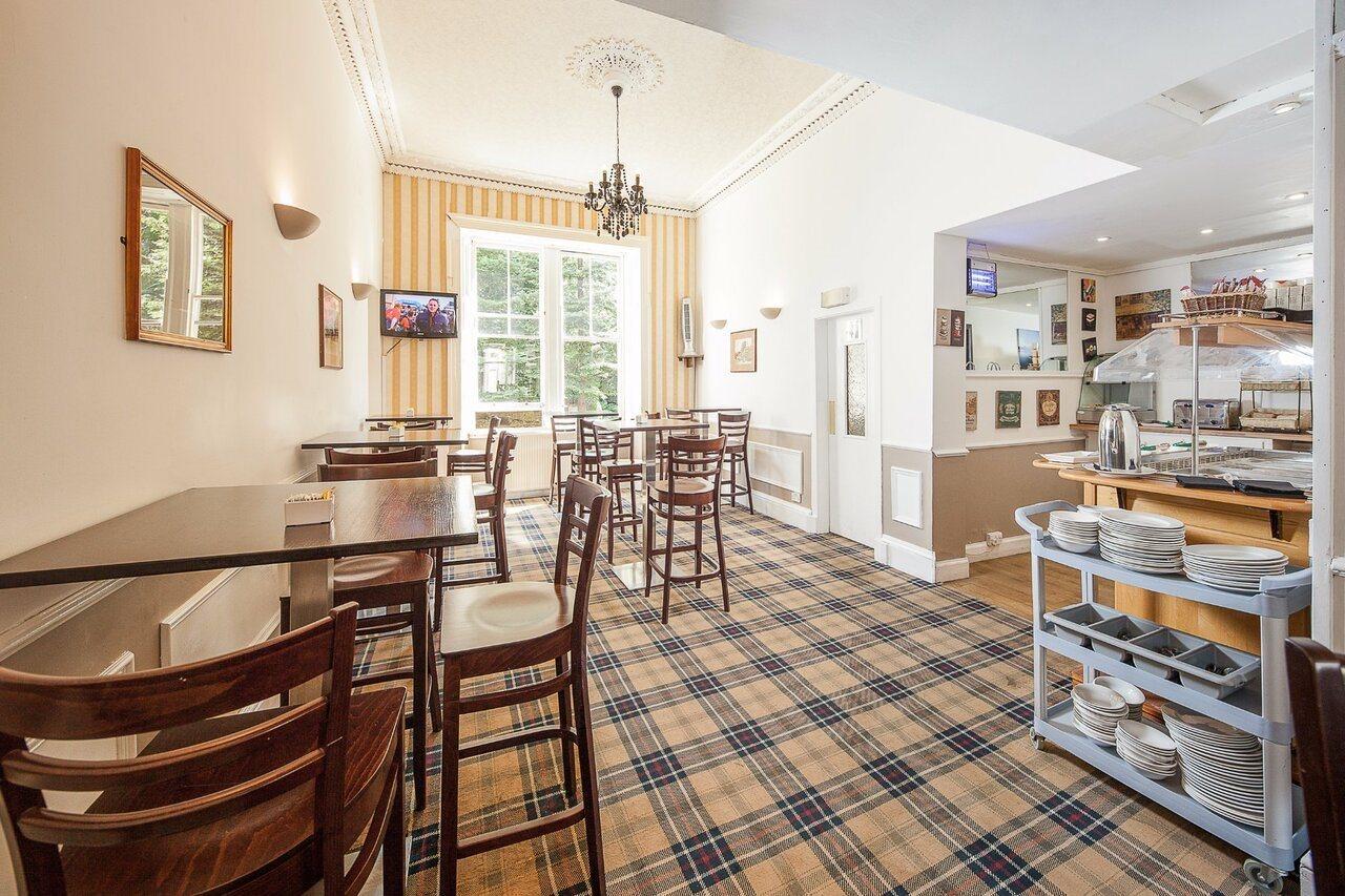 אדינבורו Piries Hotel מראה חיצוני תמונה
