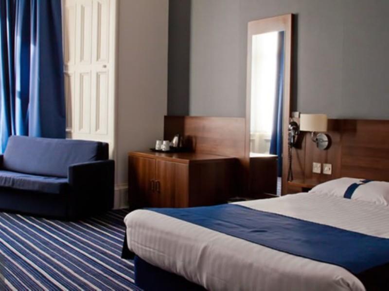 אדינבורו Piries Hotel מראה חיצוני תמונה